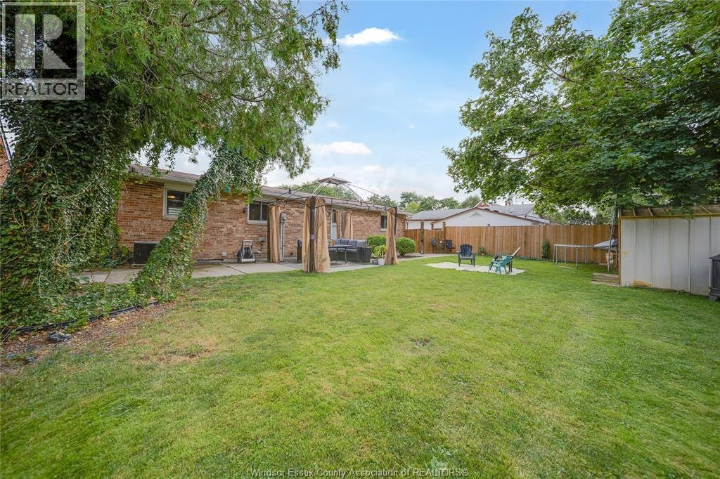1045 Reedmere Road, Windsor, ON, N8S 2L9 - 31