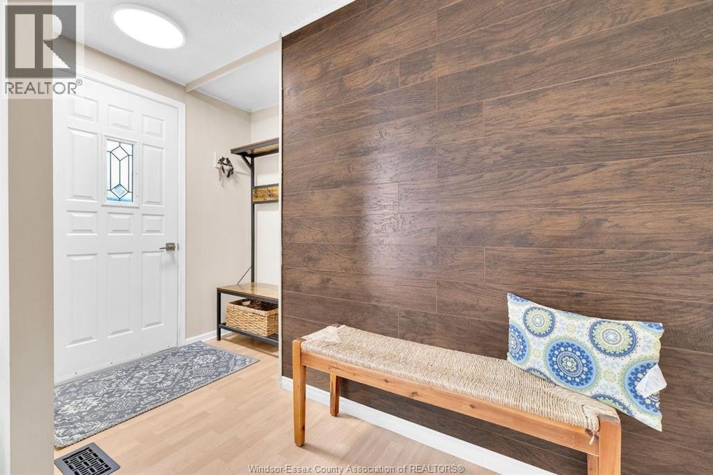 1045 Reedmere Road, Windsor, ON, N8S 2L9 - 4