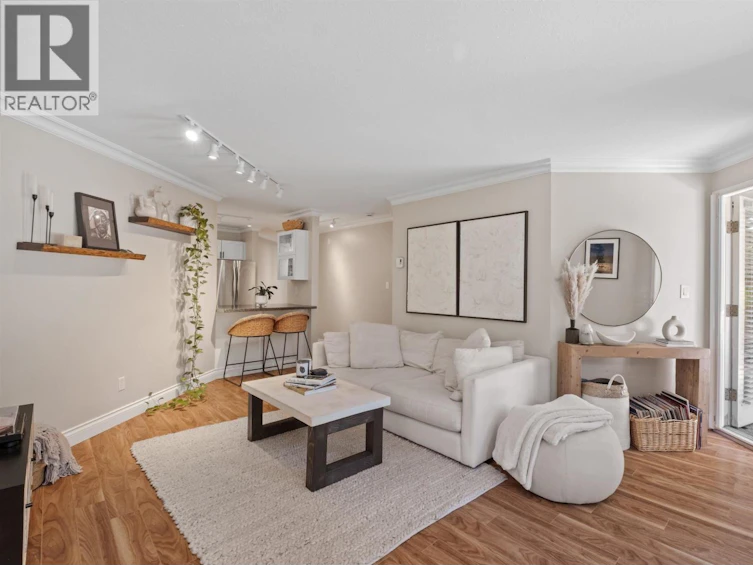102-123 E 6th Street, North Vancouver, BC, V7L 1N9 - 5