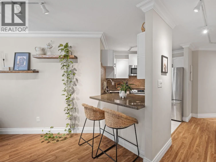 102-123 E 6th Street, North Vancouver, BC, V7L 1N9 - 12