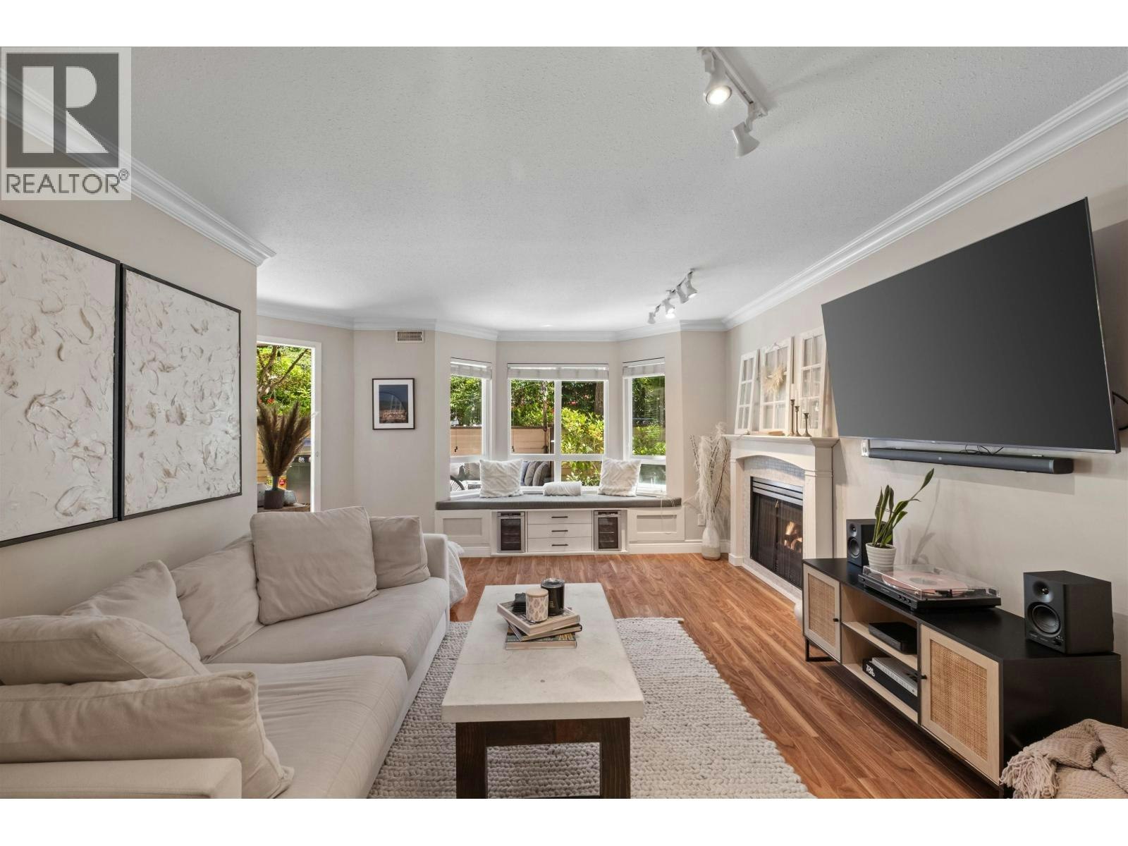 102-123 E 6th Street, North Vancouver, BC, V7L 1N9 - 6