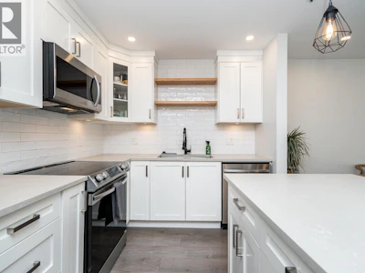 105-2968 Burlington Drive - 5