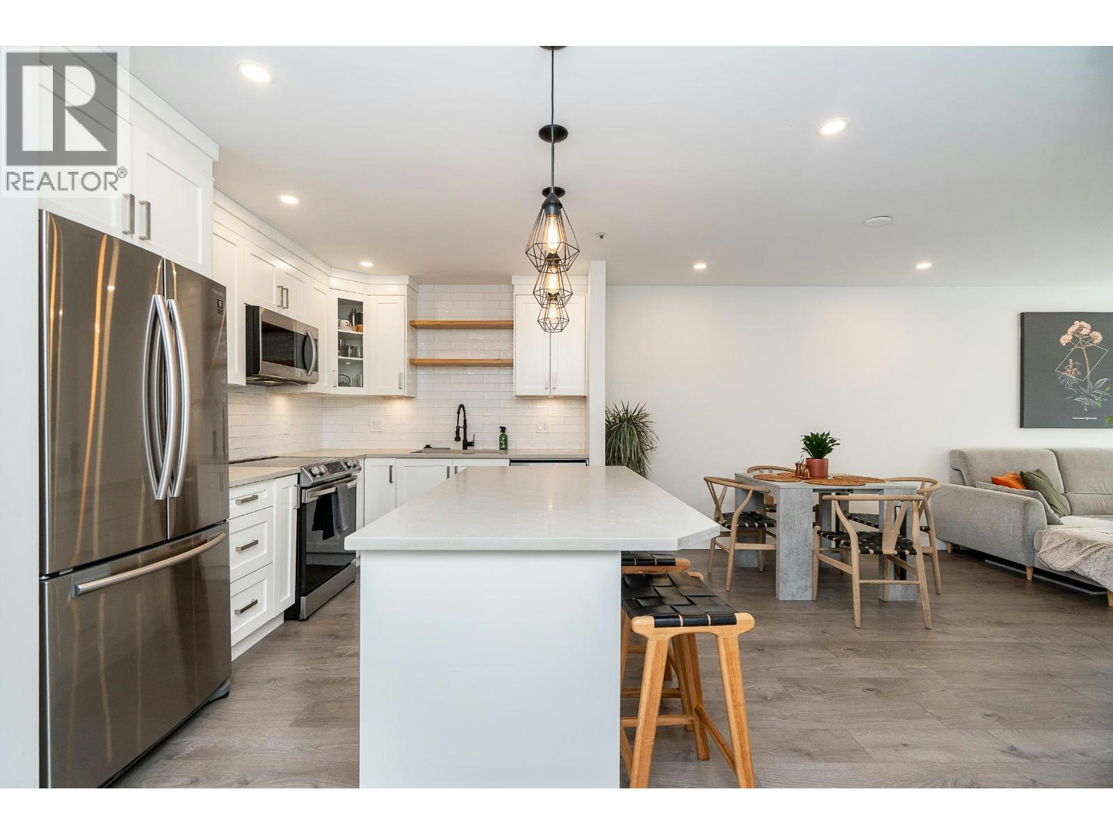 105-2968 Burlington Drive - 4