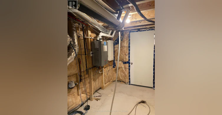 11 Griffith Street, Aurora, ON, L4G 7B6 - 7