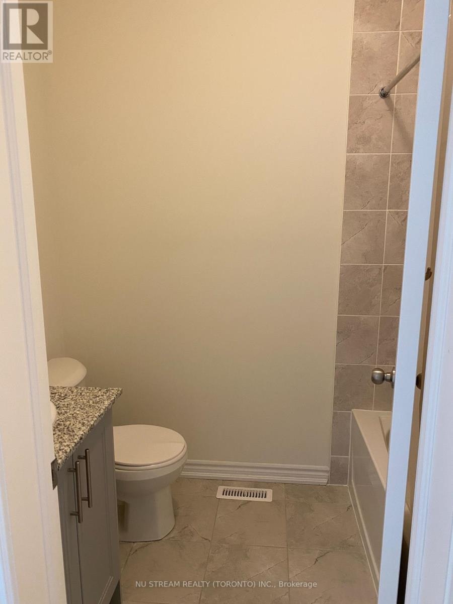 11 Griffith Street, Aurora, ON, L4G 7B6 - 23