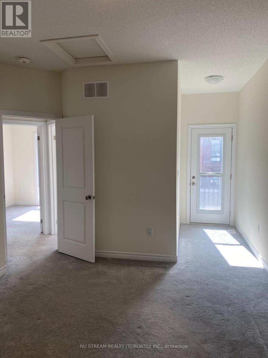 11 Griffith Street, Aurora, ON, L4G 7B6 - 16