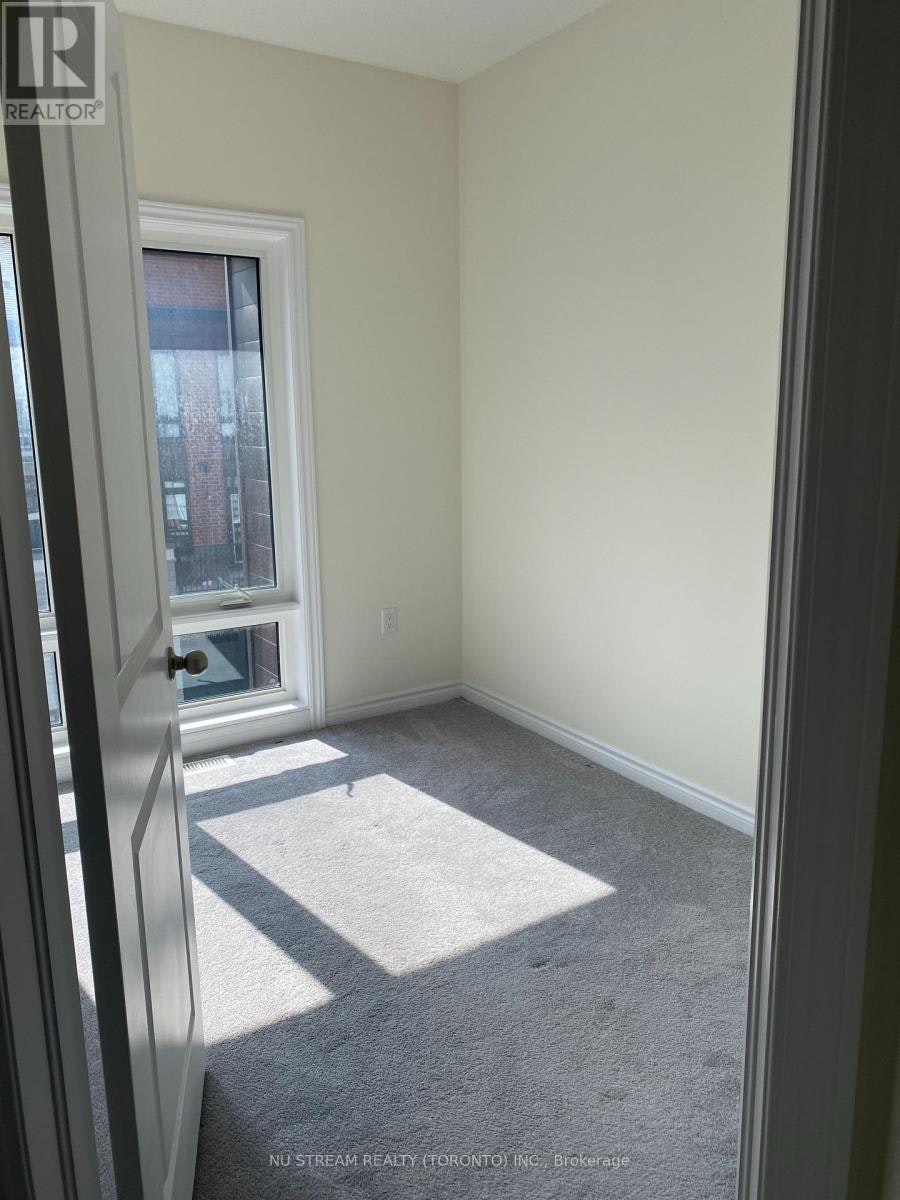 11 Griffith Street, Aurora, ON, L4G 7B6 - 19