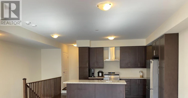 11 Griffith Street, Aurora, ON, L4G 7B6 - 11