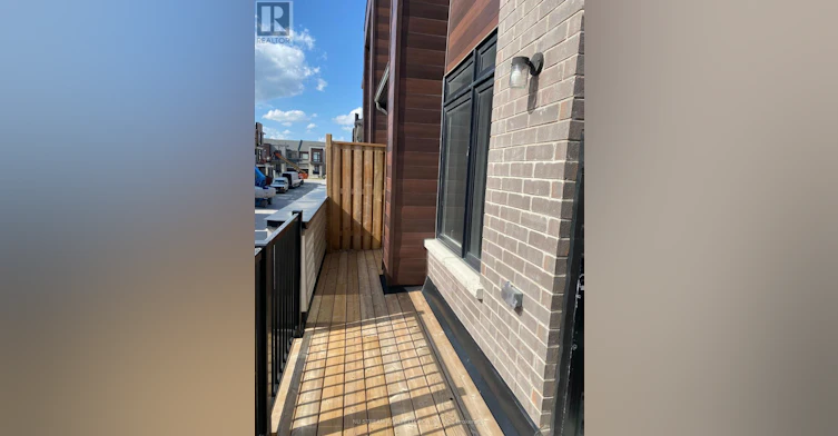 11 Griffith Street, Aurora, ON, L4G 7B6 - 12