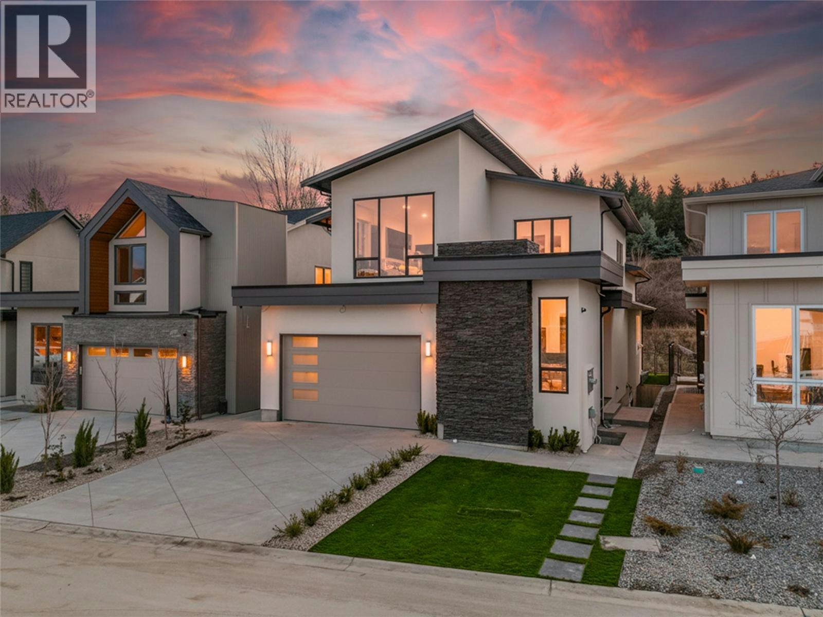 1008 Bull Crescent, Kelowna, BC, V1W 0E6