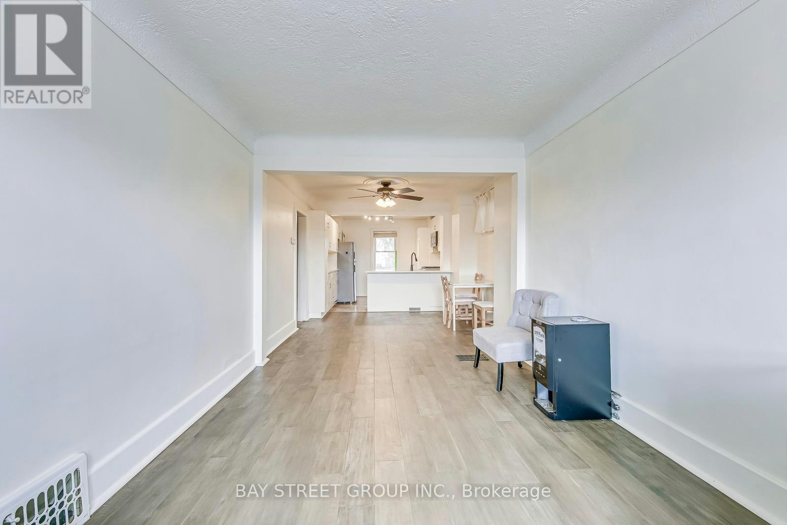 150 Crosthwaite Avenue N, Hamilton, ON, L8H 4V5 - 4
