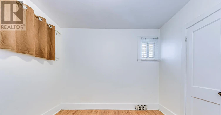 150 Crosthwaite Avenue N, Hamilton, ON, L8H 4V5 - 16