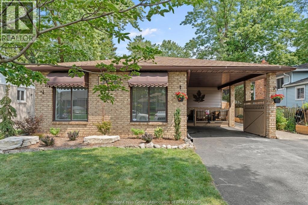 3416 Longfellow, Windsor, ON, N9E 2L6