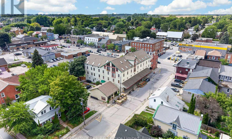 403-172 Main Street