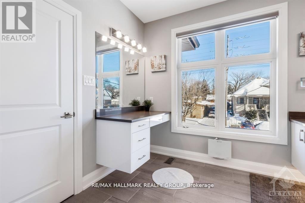 250 Richardson Avenue, Ottawa, ON, K2B 5G6 - 21