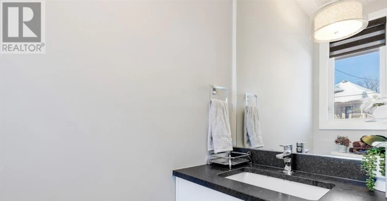 250 Richardson Avenue, Ottawa, ON, K2B 5G6 - 11