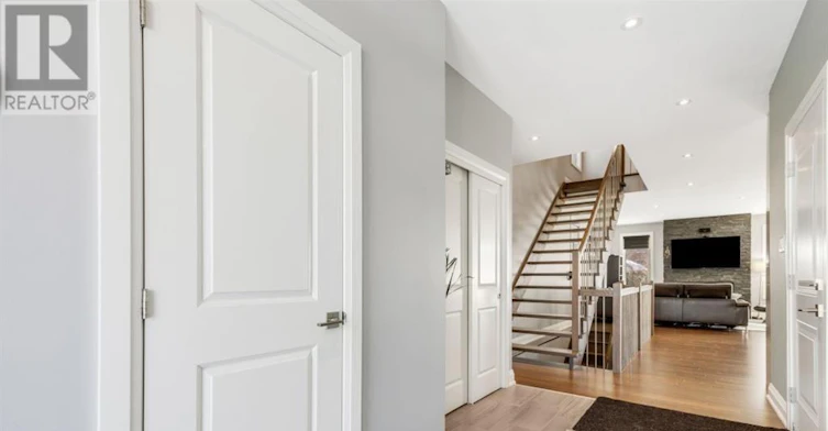 250 Richardson Avenue, Ottawa, ON, K2B 5G6 - 5
