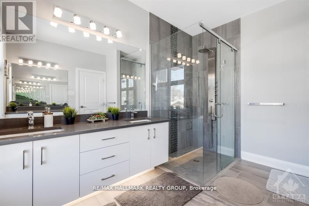 250 Richardson Avenue, Ottawa, ON, K2B 5G6 - 20