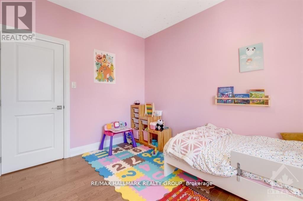 250 Richardson Avenue, Ottawa, ON, K2B 5G6 - 26