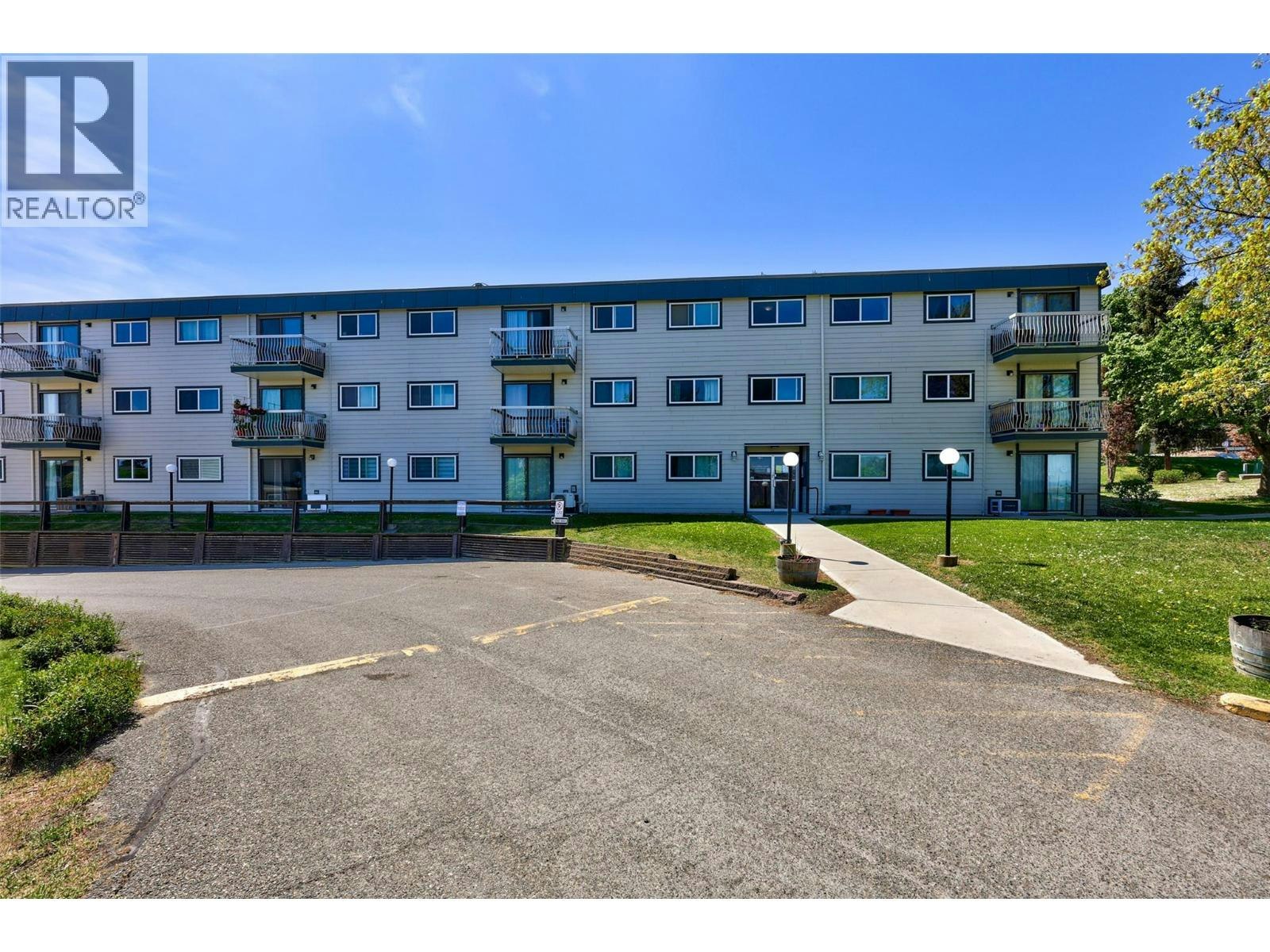 18-1595 Summit Drive, Kamloops, BC, V2E 1E9