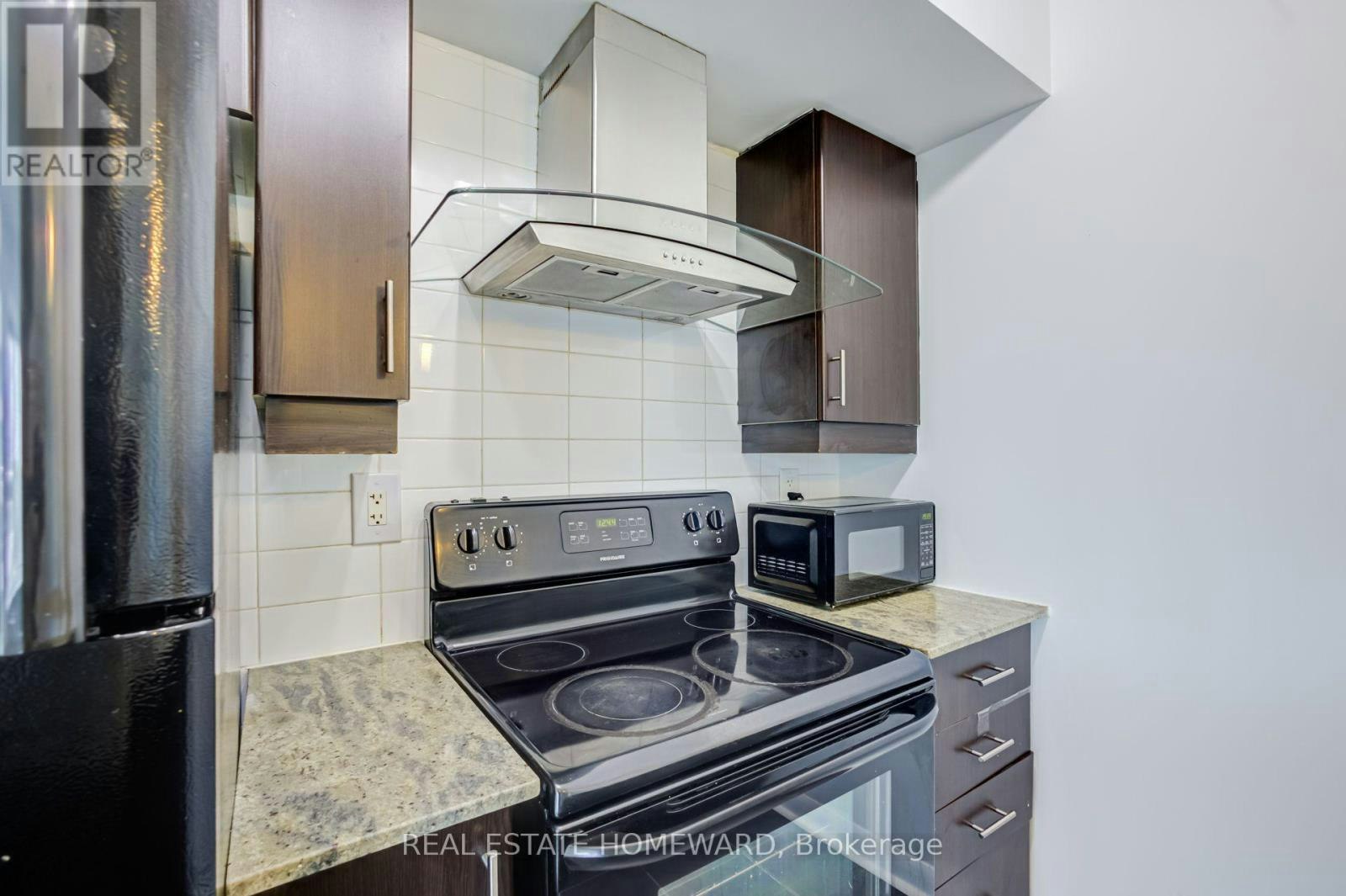 810-25 Town Centre Court, Toronto, ON, M1P 0B4 - 23