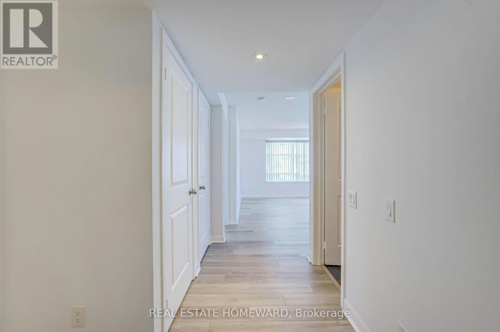 810-25 Town Centre Court, Toronto, ON, M1P 0B4 - 15