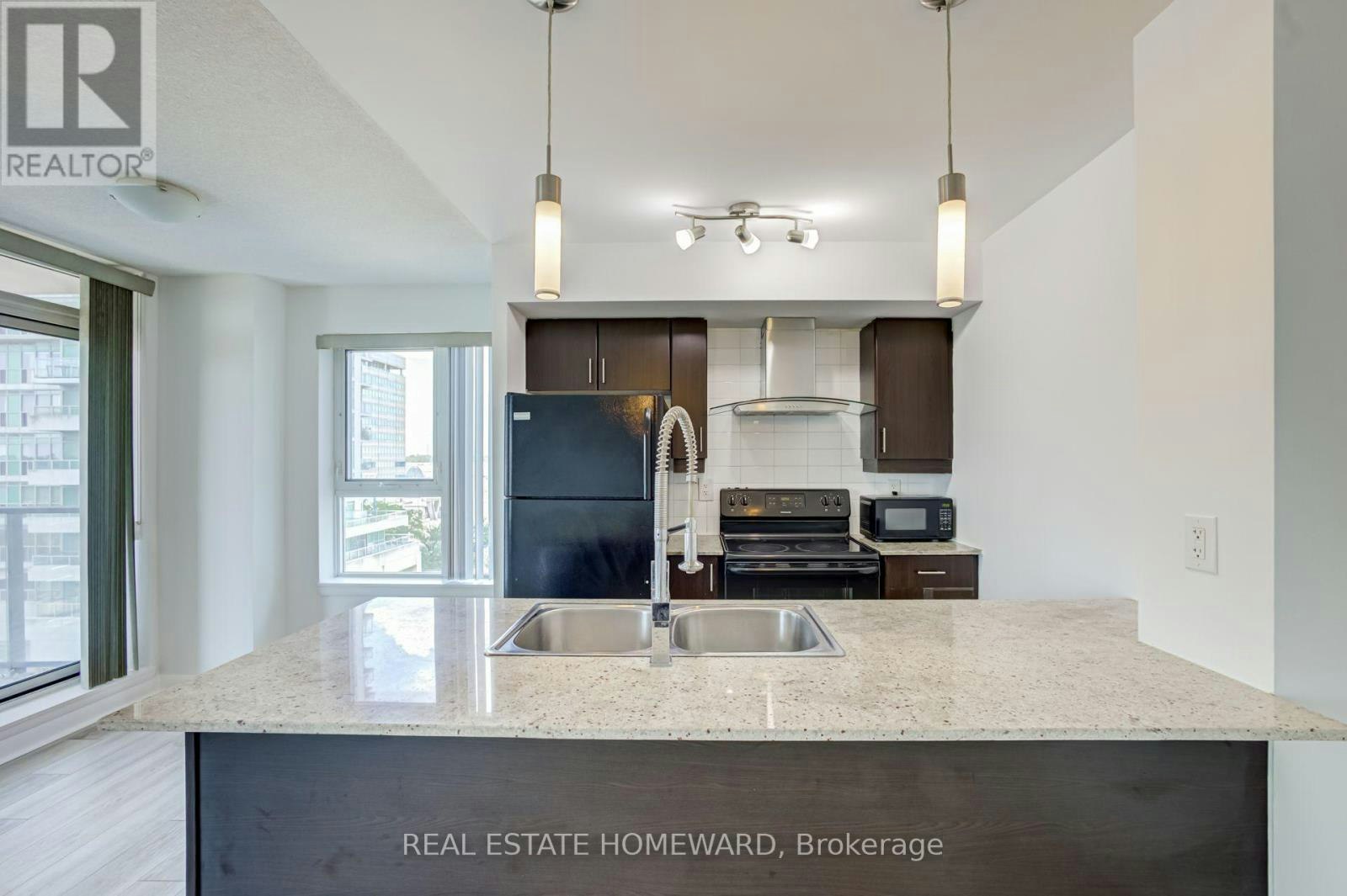 810-25 Town Centre Court, Toronto, ON, M1P 0B4 - 13