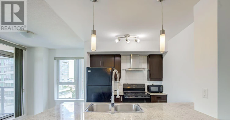 810-25 Town Centre Court, Toronto, ON, M1P 0B4 - 13