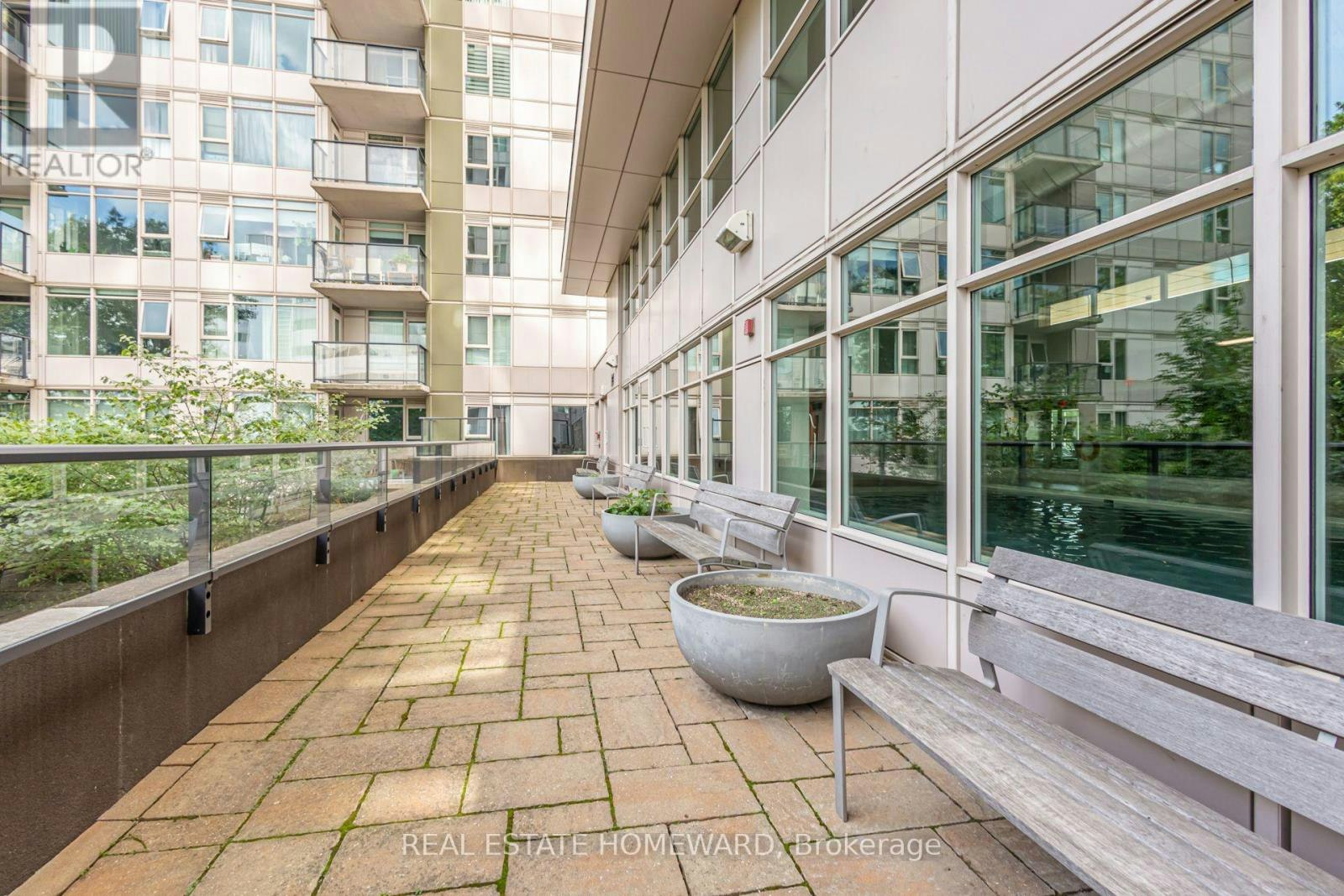 810-25 Town Centre Court, Toronto, ON, M1P 0B4 - 41
