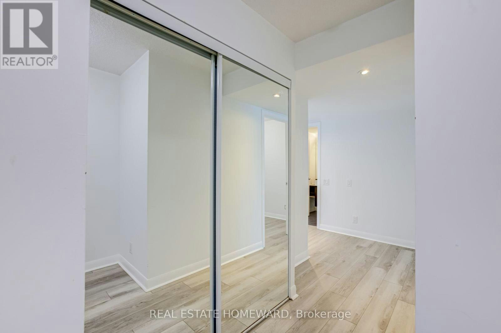 810-25 Town Centre Court, Toronto, ON, M1P 0B4 - 9