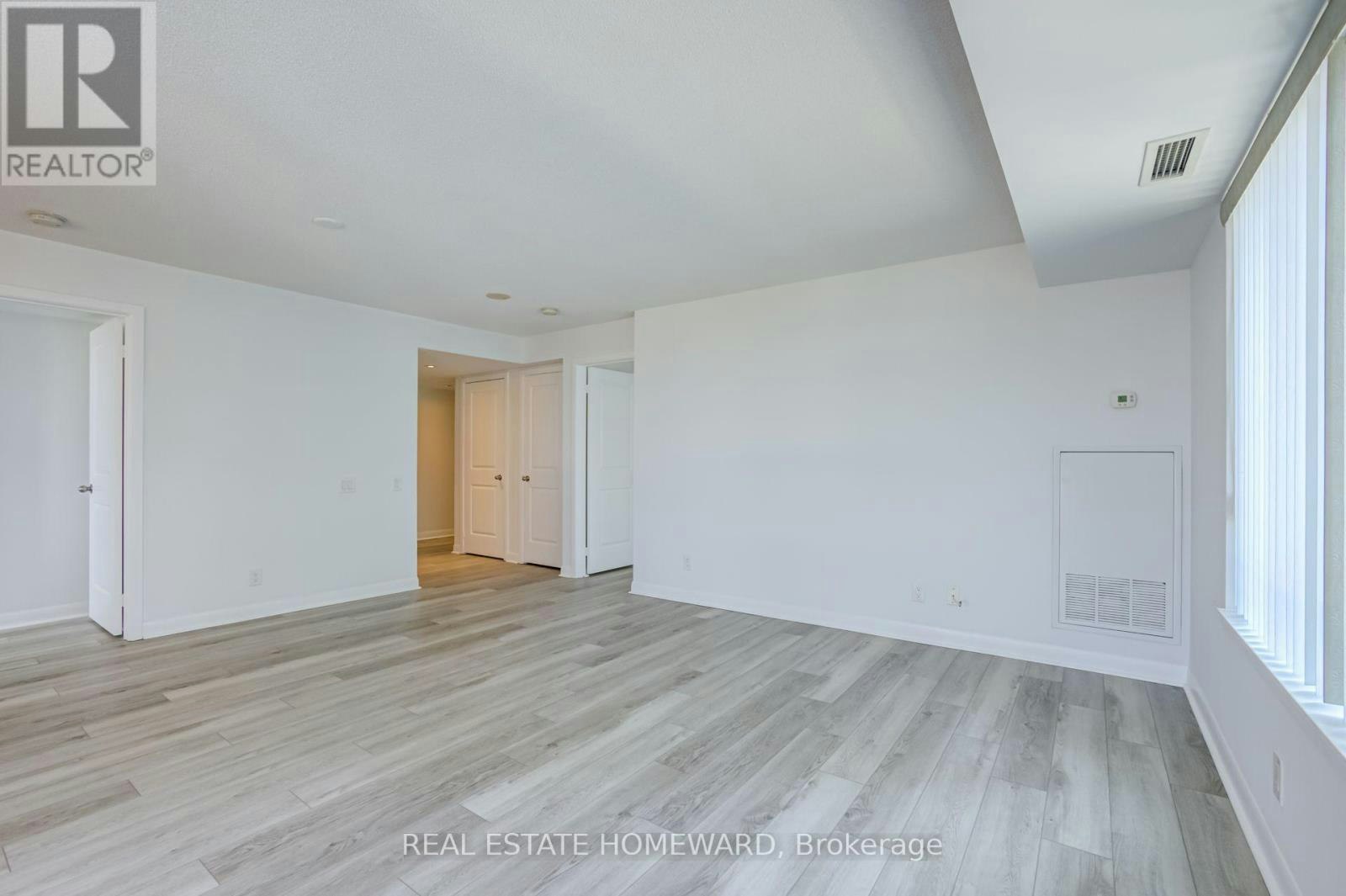 810-25 Town Centre Court, Toronto, ON, M1P 0B4 - 17