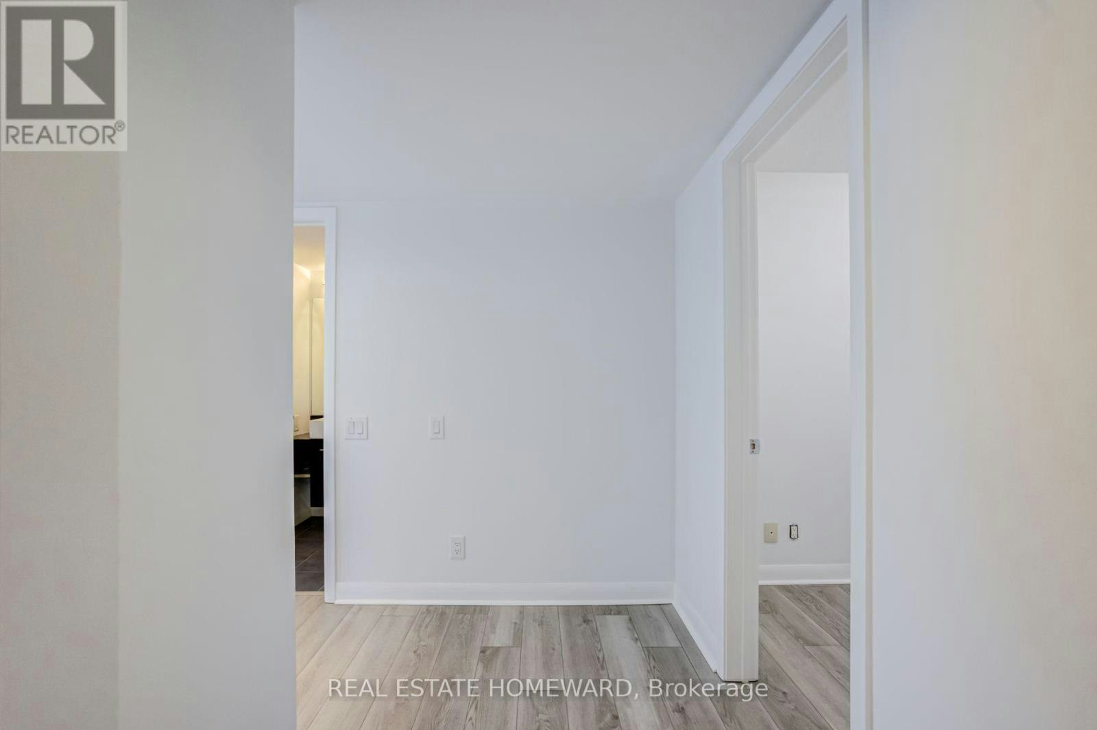 810-25 Town Centre Court, Toronto, ON, M1P 0B4 - 14