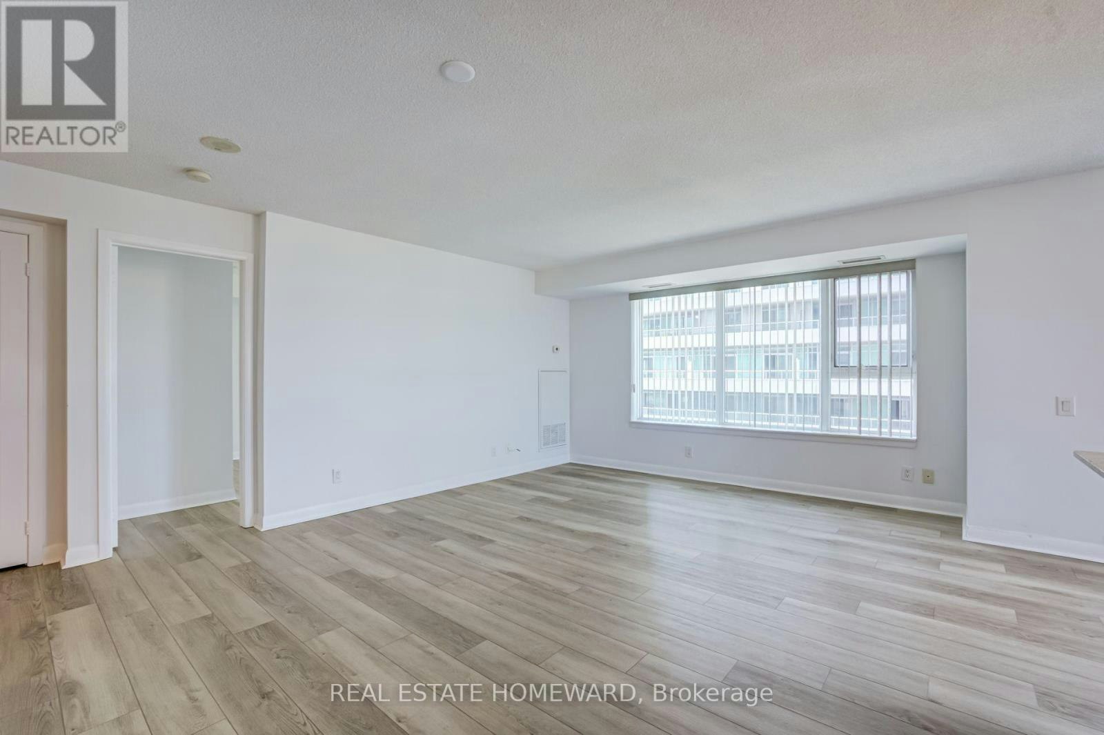 810-25 Town Centre Court, Toronto, ON, M1P 0B4 - 25