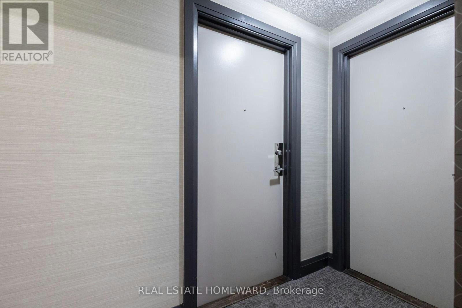 810-25 Town Centre Court, Toronto, ON, M1P 0B4 - 8