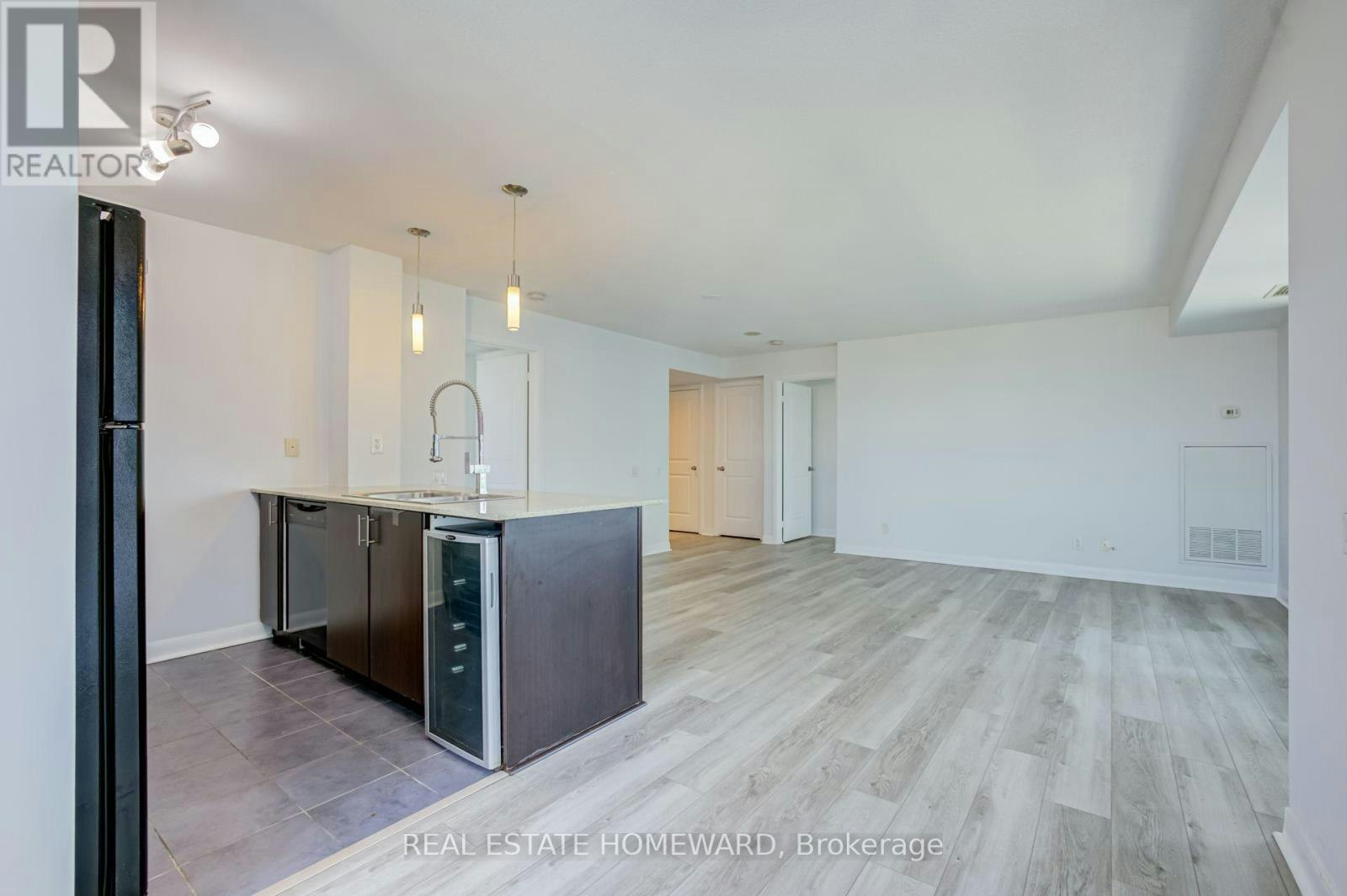 810-25 Town Centre Court, Toronto, ON, M1P 0B4 - 18