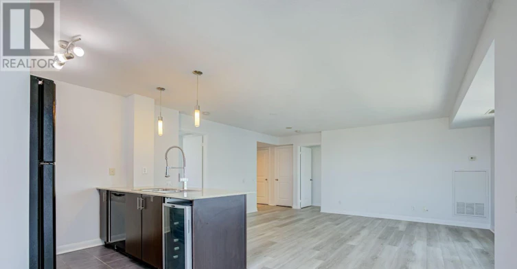 810-25 Town Centre Court, Toronto, ON, M1P 0B4 - 18