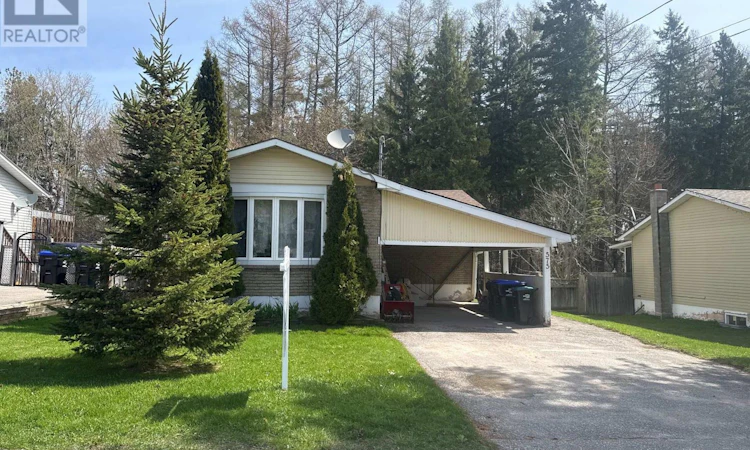 575 Simcoe Avenue