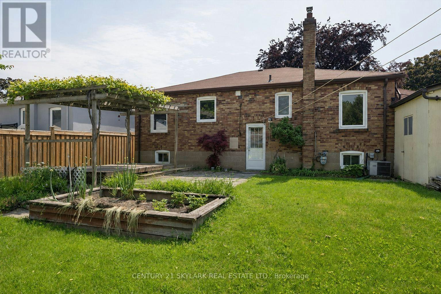 BASEMENT-18 Jodphur Avenue, Toronto, ON, M9M 2J4 - 11