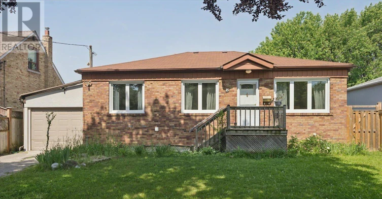 BASEMENT-18 Jodphur Avenue, Toronto, ON, M9M 2J4