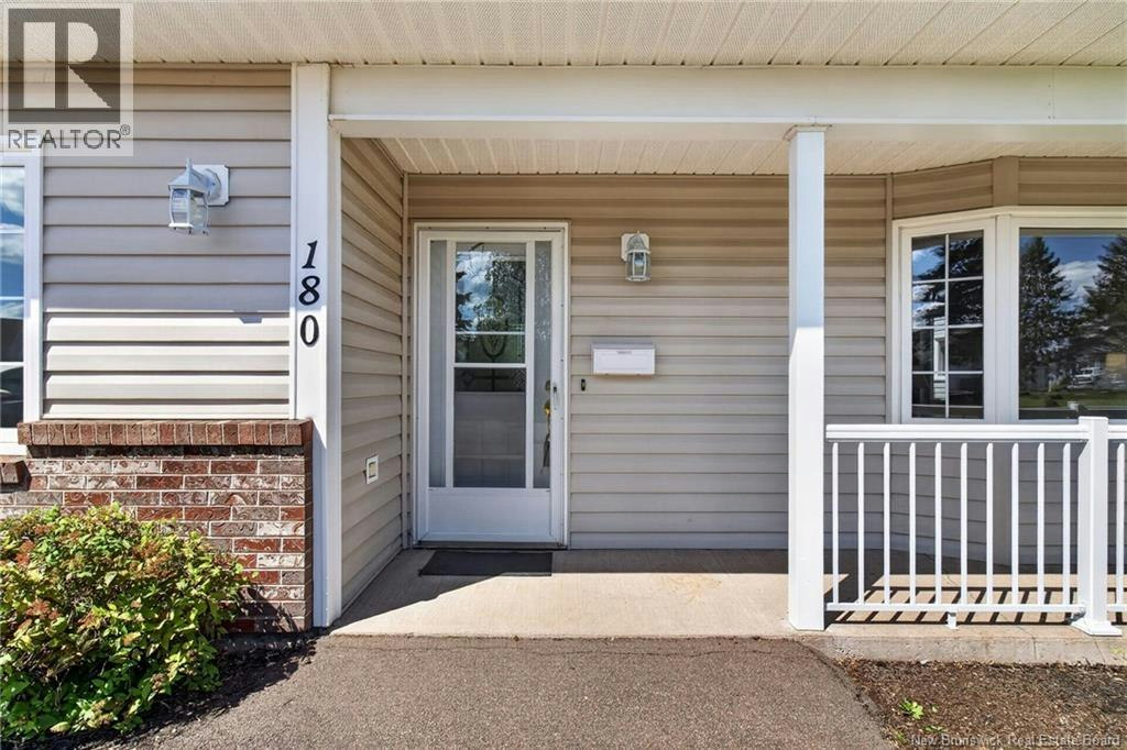 180-268 Acadie, Dieppe, NB, E1A 6T2