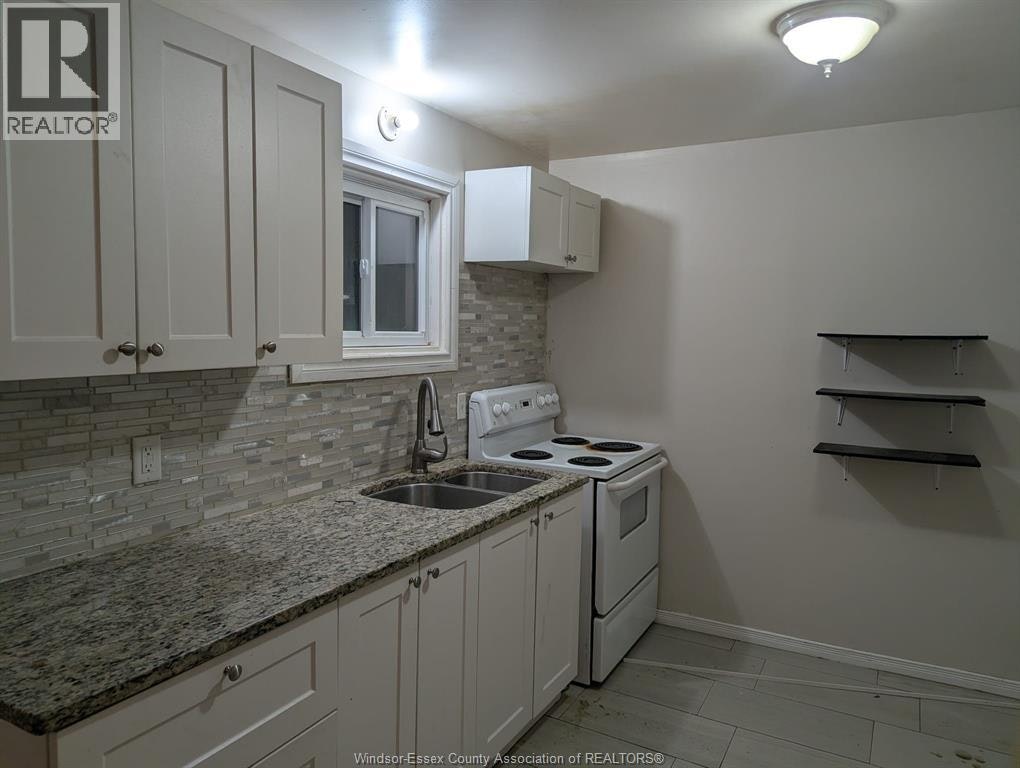 MAIN-1839 St.Luke, Windsor, ON, N8W 3W8 - 7