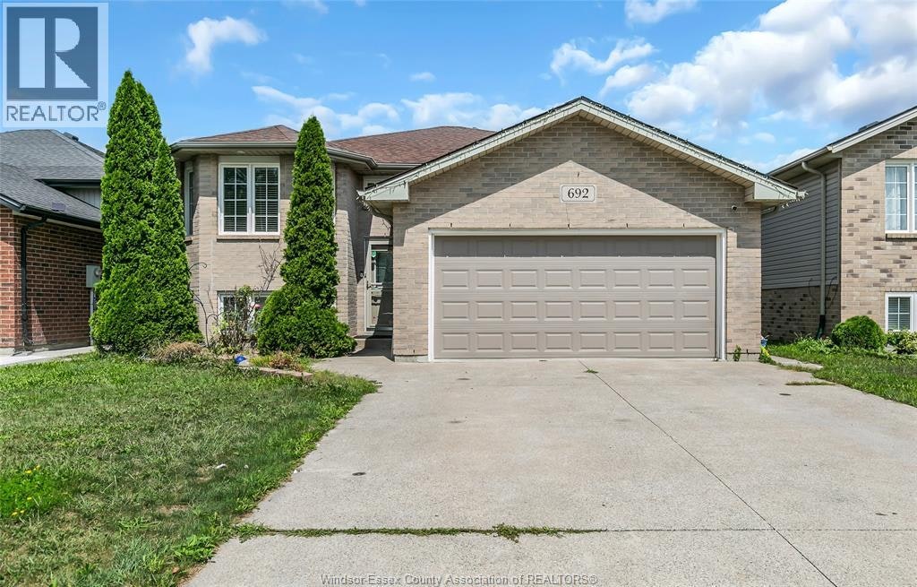 692 Dynasty, Windsor, ON, N9G 2X9