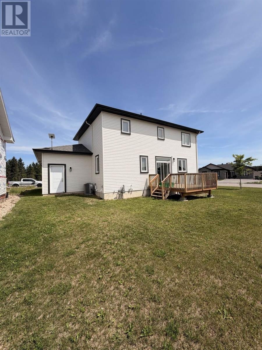 35 Mulberry Street, Sault Ste. Marie, ON, P6B 0G2 - 33
