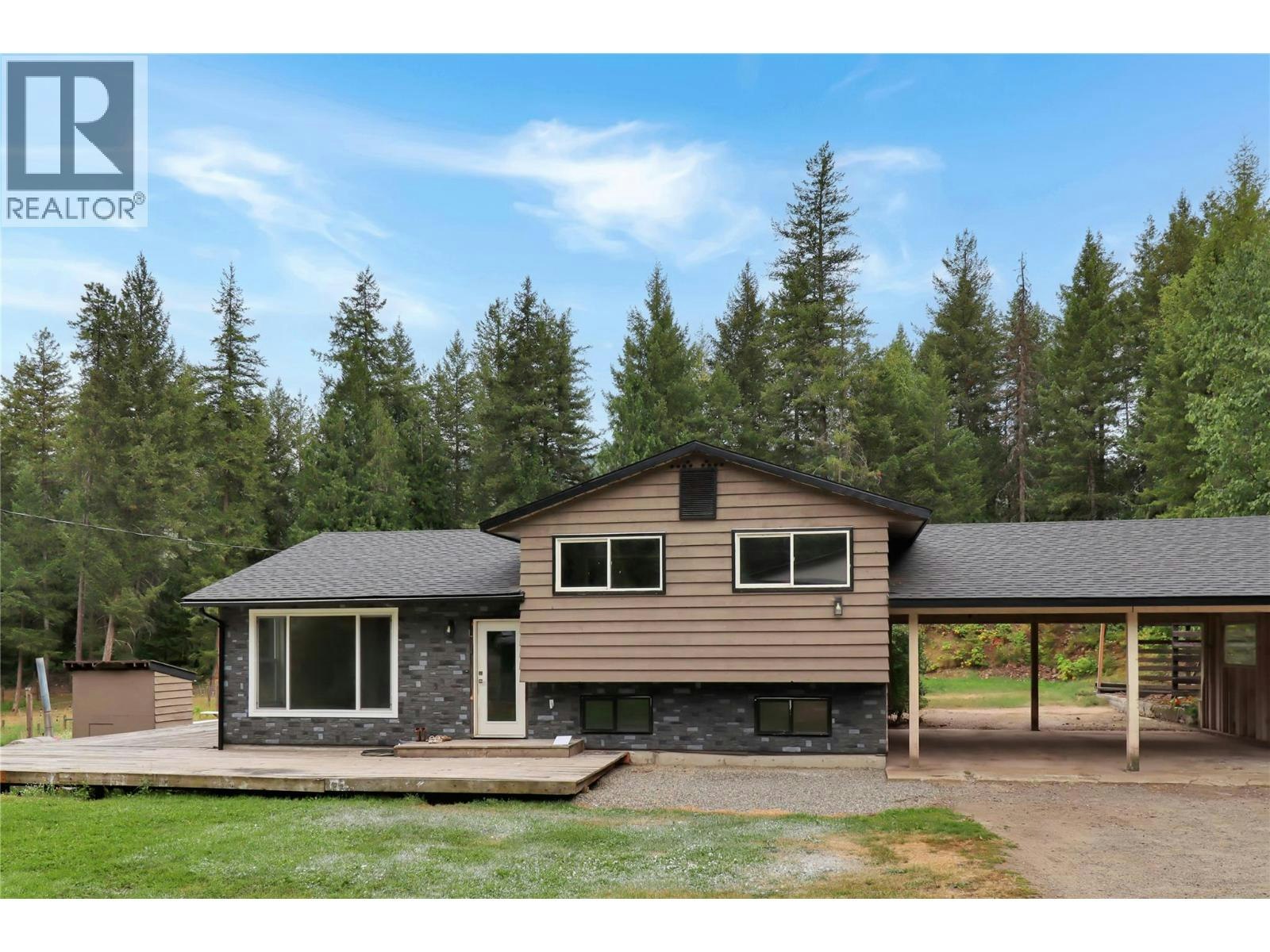 208 Schmidt Road, Clearwater, BC, V0E 1N2
