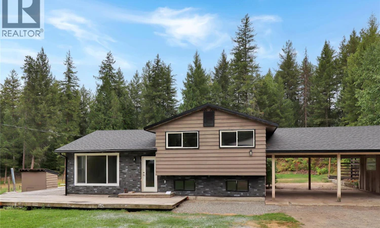 208 Schmidt Road