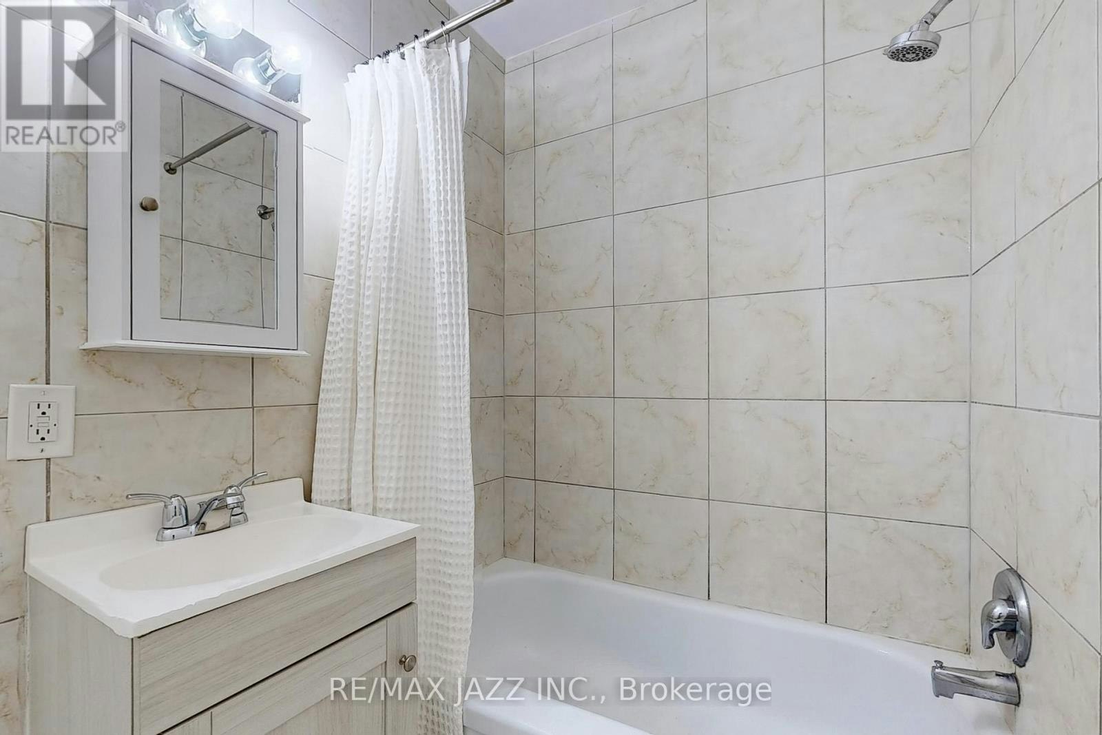 B-6258 Main Street, Whitchurch-Stouffville, ON, L4A 1E2 - 17