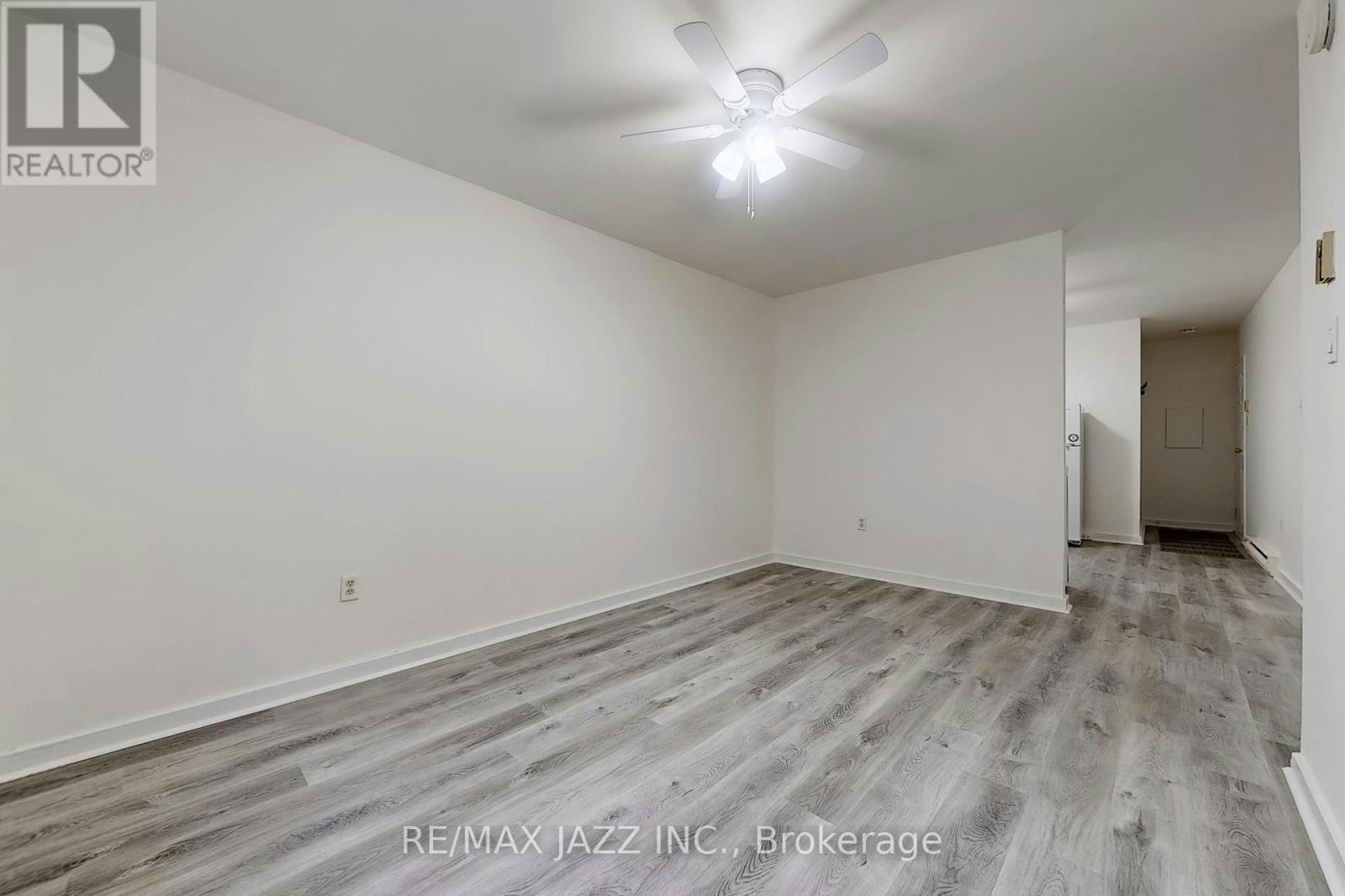 B-6258 Main Street, Whitchurch-Stouffville, ON, L4A 1E2 - 8