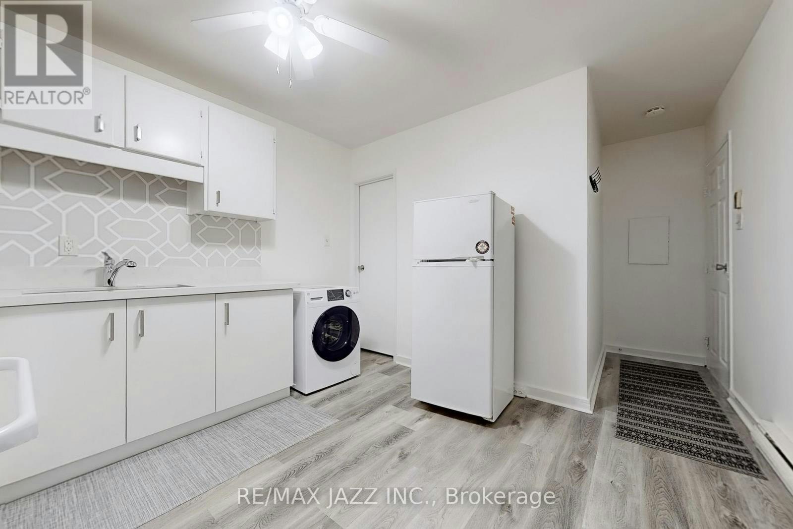 B-6258 Main Street, Whitchurch-Stouffville, ON, L4A 1E2 - 11