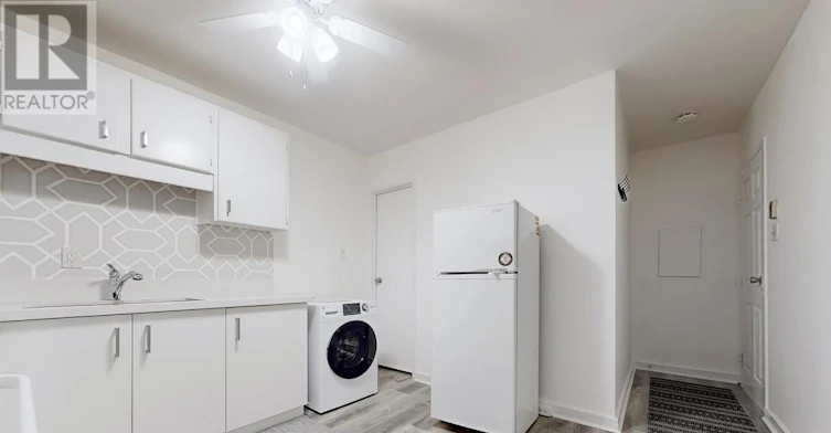 B-6258 Main Street, Whitchurch-Stouffville, ON, L4A 1E2 - 11