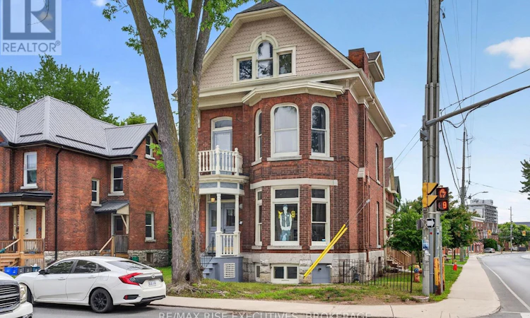 229 Alfred Street